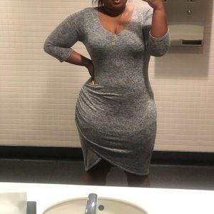 Mid sleeve grey dress